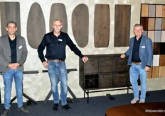 Voor het eerst stonden David Brukx, Henk Vermullen en John van der Donk namens meubelfabriek Van der Drift op Meubelbeurs Brussel.